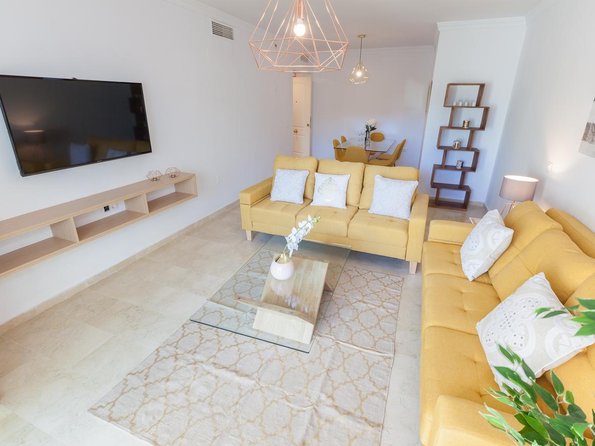 Vacation Marbella I Contemporary Central Apartment, Swimming-Pool, 24-7 Security, A Minute From The Marina, The Sea And Luxury Shopping Buitenkant foto