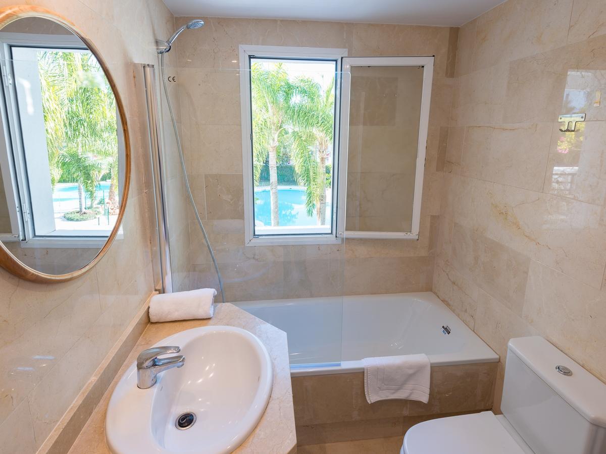 Vacation Marbella I Contemporary Central Apartment, Swimming-Pool, 24-7 Security, A Minute From The Marina, The Sea And Luxury Shopping Buitenkant foto
