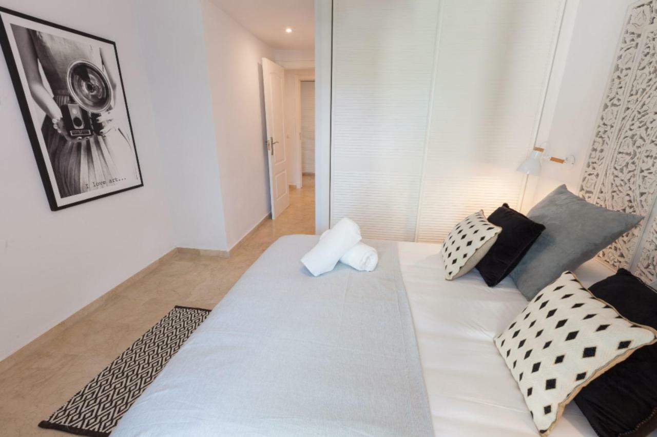 Vacation Marbella I Contemporary Central Apartment, Swimming-Pool, 24-7 Security, A Minute From The Marina, The Sea And Luxury Shopping Buitenkant foto